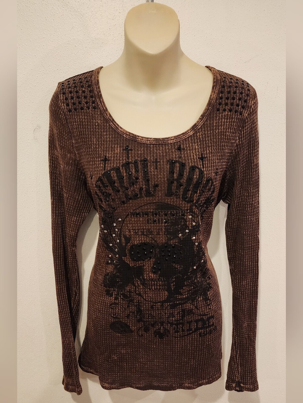 Brown Studded Skull Graphic Long-Sleeve Top